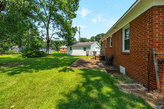 2802 Thurman Circle SW, Huntsville, AL 35805