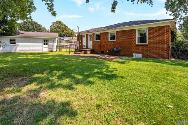 2802 Thurman Circle SW, Huntsville, AL 35805