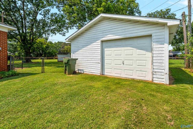 2802 Thurman Circle SW, Huntsville, AL 35805