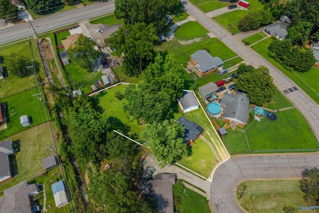 2802 Thurman Circle SW, Huntsville, AL 35805