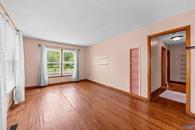 2802 Thurman Circle SW, Huntsville, AL 35805