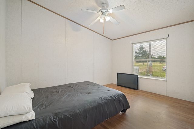 130 Meadowview Lane, Point, TX 75472