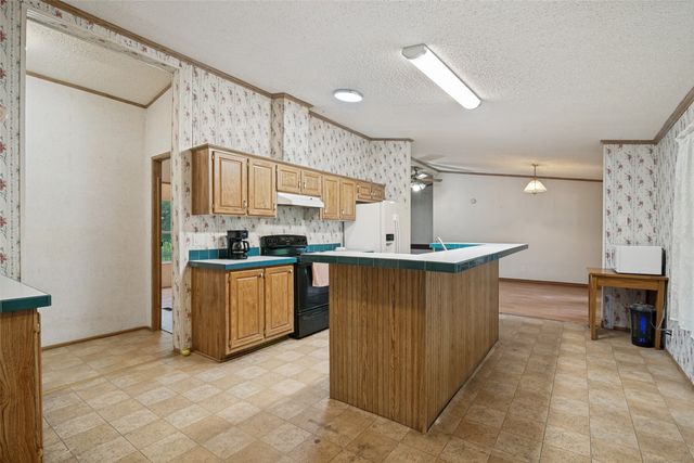 130 Meadowview Lane, Point, TX 75472