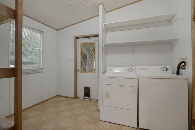 130 Meadowview Lane, Point, TX 75472