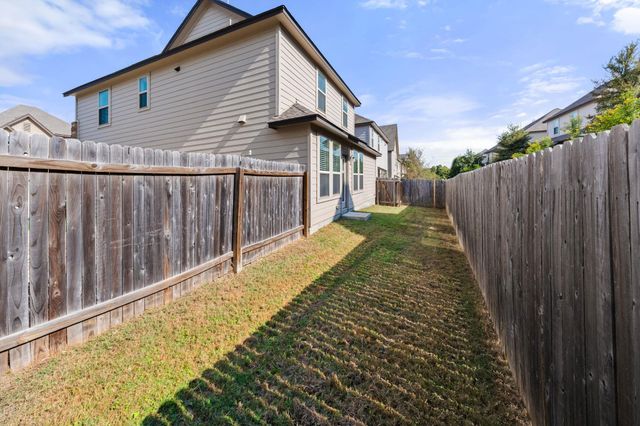 13501 Metric BLVD 8, Austin, TX 78727