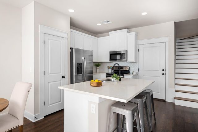 13501 Metric BLVD 8, Austin, TX 78727