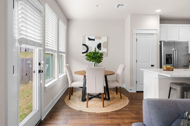 13501 Metric BLVD 8, Austin, TX 78727