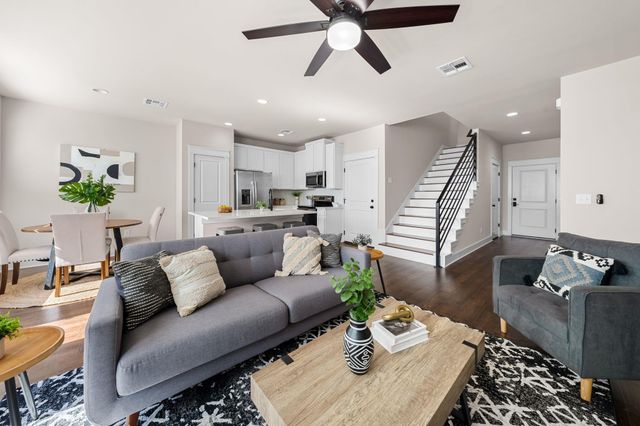 13501 Metric BLVD 8, Austin, TX 78727