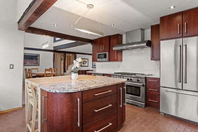 416 Camino Arco Iris, Corrales, NM 87048