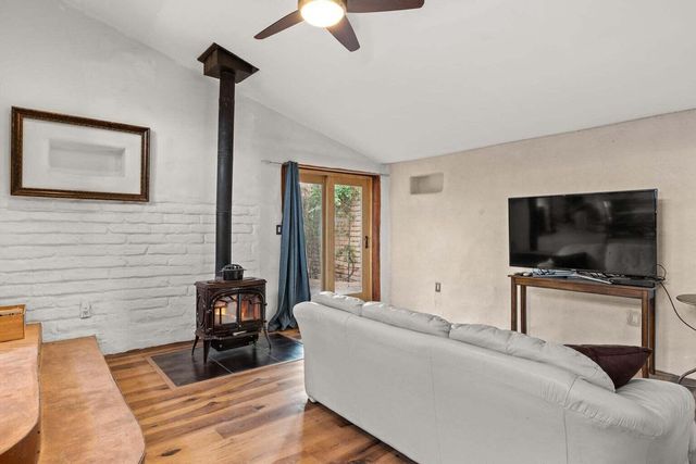 416 Camino Arco Iris, Corrales, NM 87048