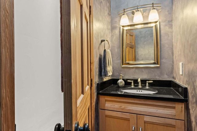 416 Camino Arco Iris, Corrales, NM 87048