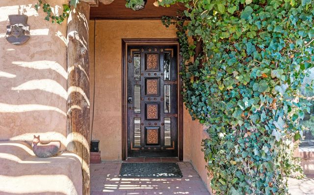 416 Camino Arco Iris, Corrales, NM 87048