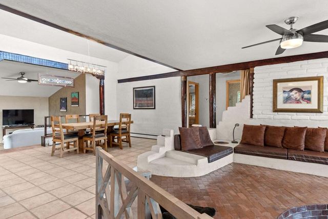 416 Camino Arco Iris, Corrales, NM 87048
