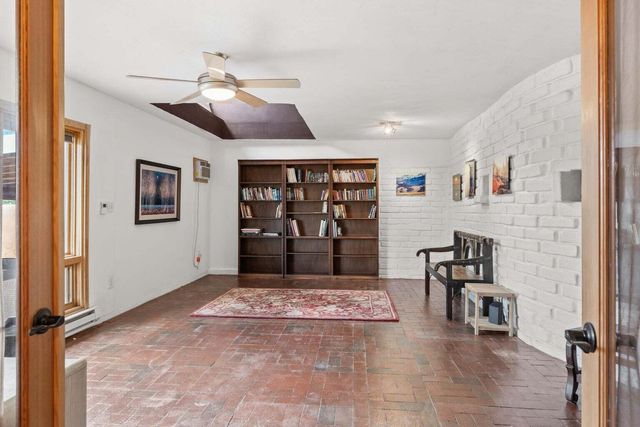 416 Camino Arco Iris, Corrales, NM 87048