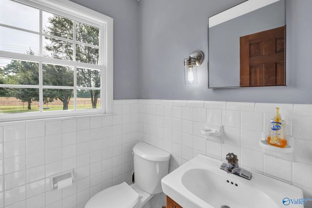 2212 Fleetwood Drive SE, Decatur, AL 35601