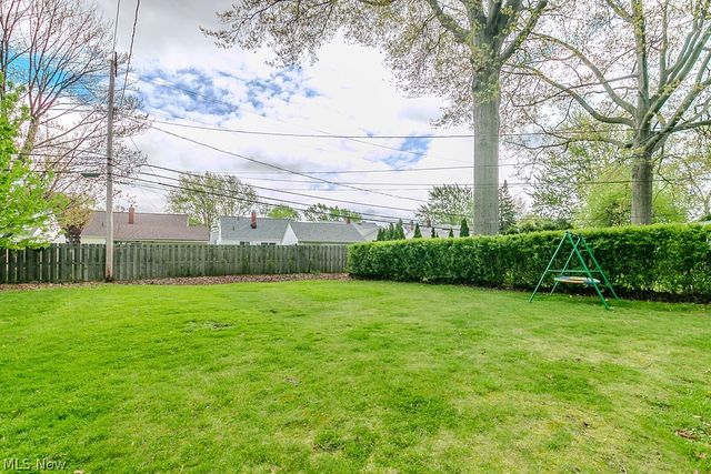 281 E 286th Street, Willowick, OH 44095