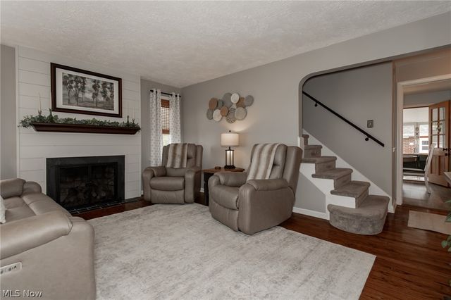 281 E 286th Street, Willowick, OH 44095