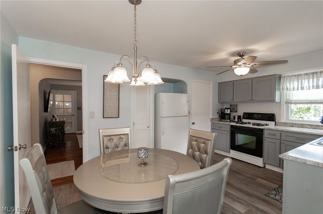 281 E 286th Street, Willowick, OH 44095