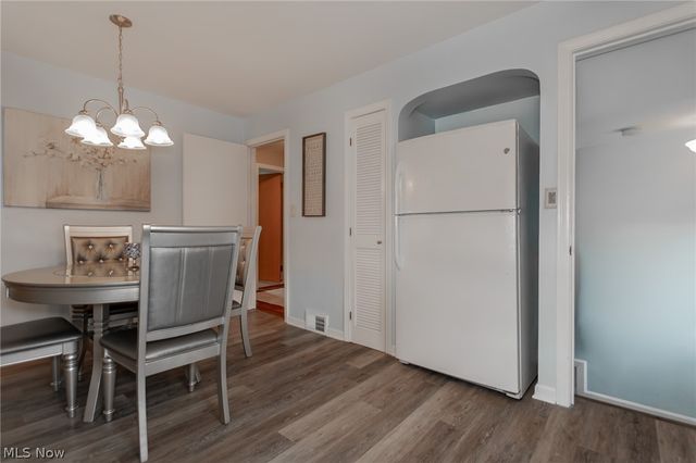 281 E 286th Street, Willowick, OH 44095