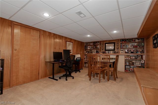 281 E 286th Street, Willowick, OH 44095