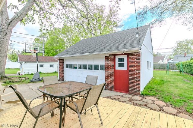 281 E 286th Street, Willowick, OH 44095