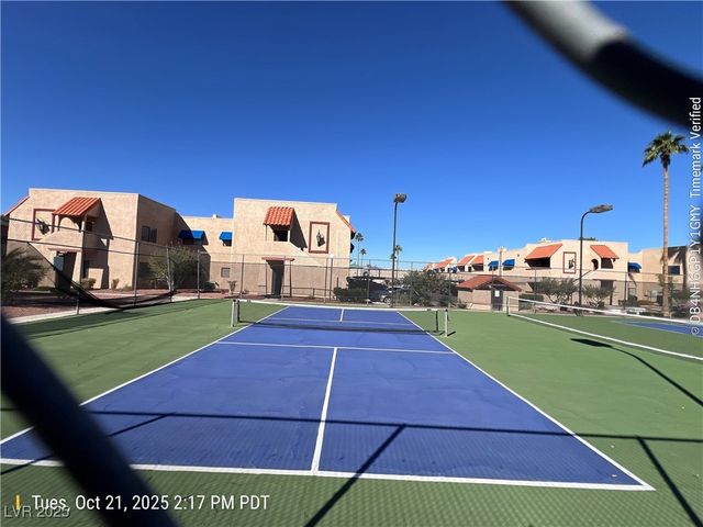 4360 Gannet Circle 18, Las Vegas, NV 89103