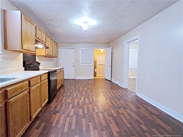 406 E Jenkins Street, Fayetteville, NC 28306