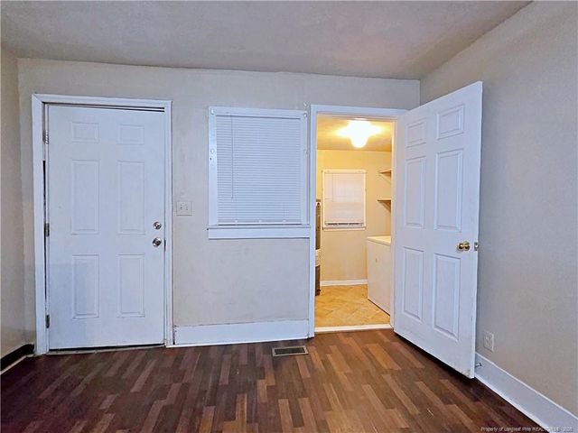 406 E Jenkins Street, Fayetteville, NC 28306