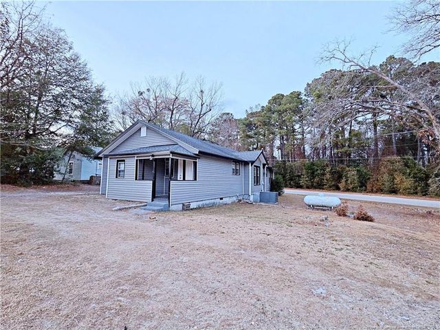 406 E Jenkins Street, Fayetteville, NC 28306