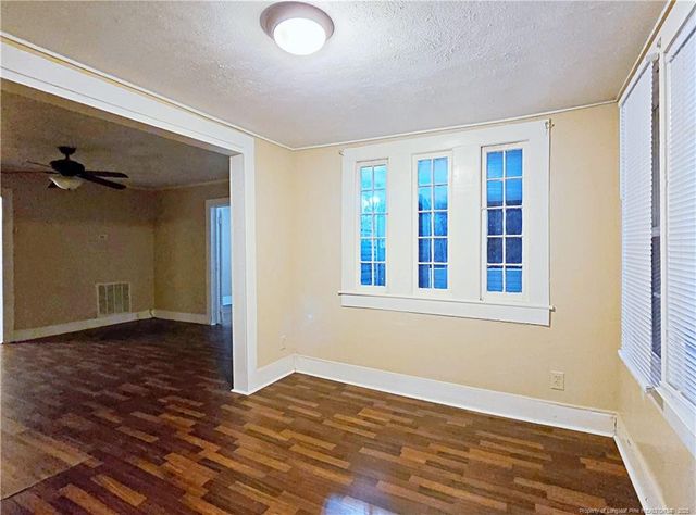 406 E Jenkins Street, Fayetteville, NC 28306