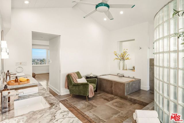 735 Lachman Lane, Pacific Palisades (los Angeles), CA 90272