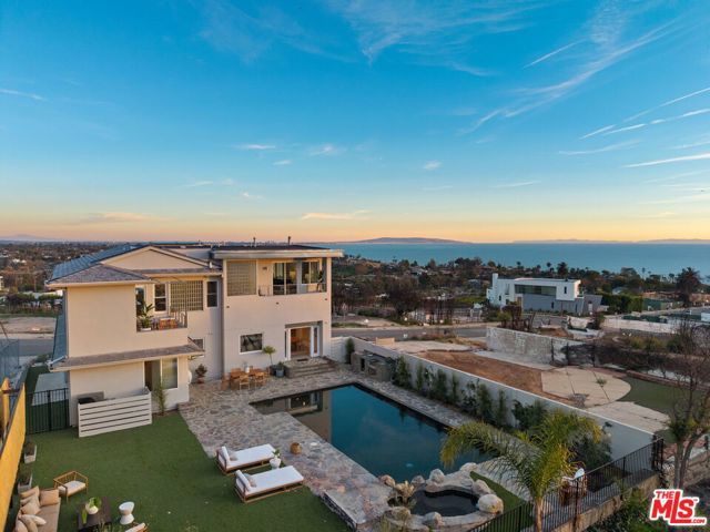 735 Lachman Lane, Pacific Palisades (los Angeles), CA 90272