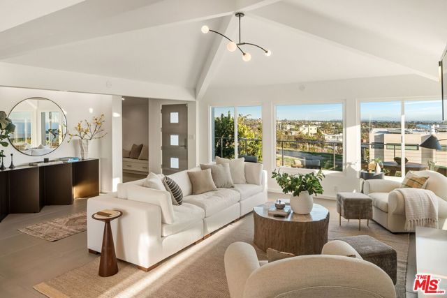 735 Lachman Lane, Pacific Palisades (los Angeles), CA 90272