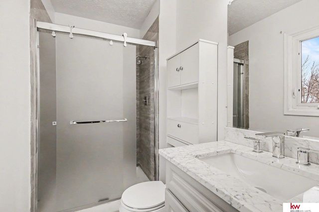 1417 N 146 Plaza, Omaha, NE 68154