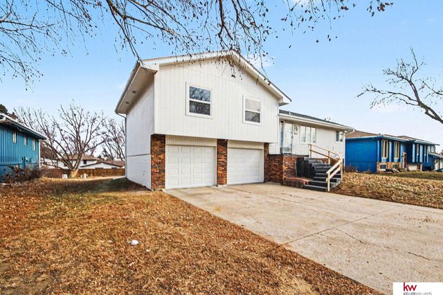 1417 N 146 Plaza, Omaha, NE 68154