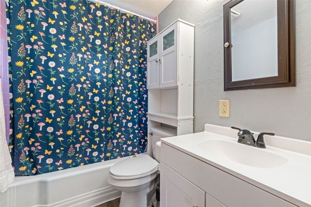 1601 Theater St, Unity Twp, PA 15650