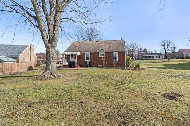 1601 Theater St, Unity Twp, PA 15650