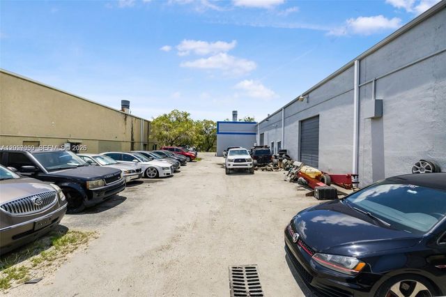 12470 SW 128th St, Miami, FL 33186