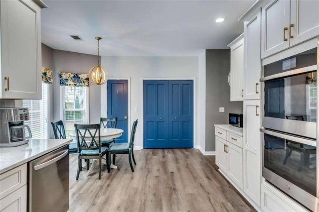 624 Lantern Park Lane, Scottdale, GA 30079