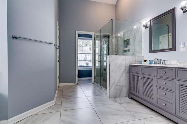 624 Lantern Park Lane, Scottdale, GA 30079