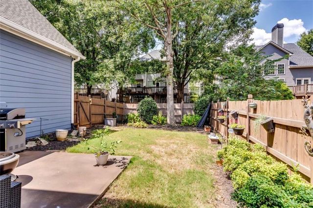 624 Lantern Park Lane, Scottdale, GA 30079