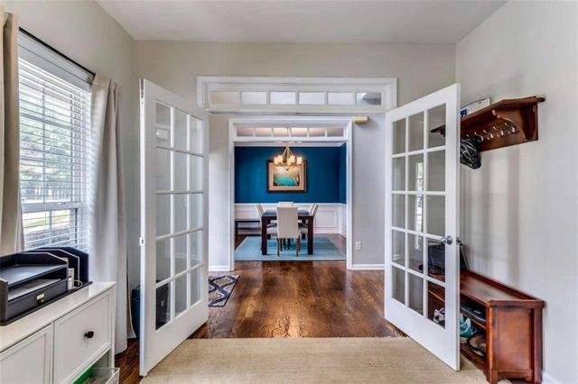 624 Lantern Park Lane, Scottdale, GA 30079