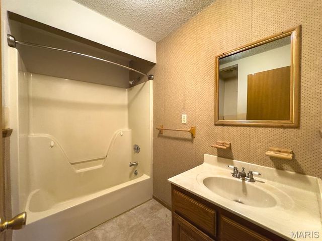 846 County Road 2630, Salem, MO 65560