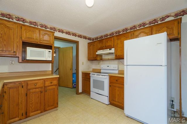 846 County Road 2630, Salem, MO 65560