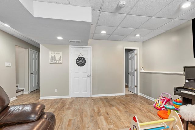 3203 Parker Drive, Valparaiso, IN 46383