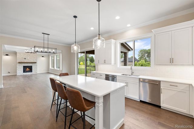 2166 Heidi Dr, Addison Township, MI 48370