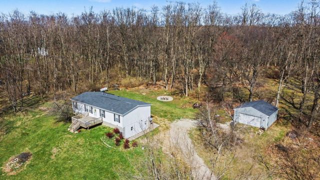 9491 Thorne Road, Horton, MI 49246