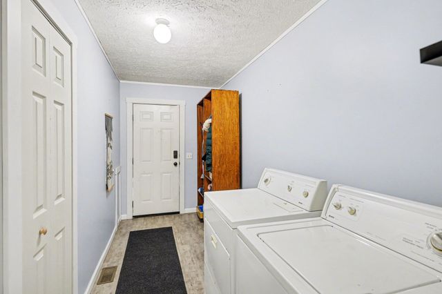 9491 Thorne Road, Horton, MI 49246