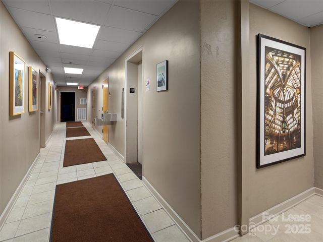 51 College Street 1A, Asheville, NC 28801