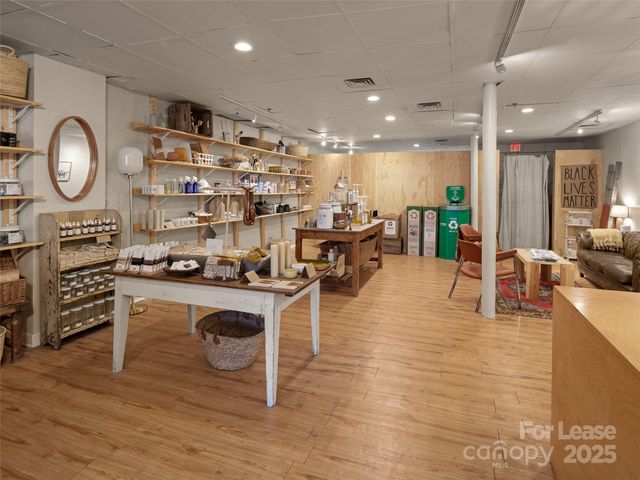 51 College Street 1A, Asheville, NC 28801